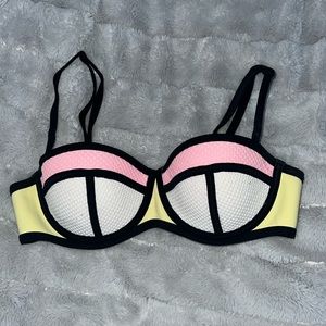 Triangl Swim top- XS